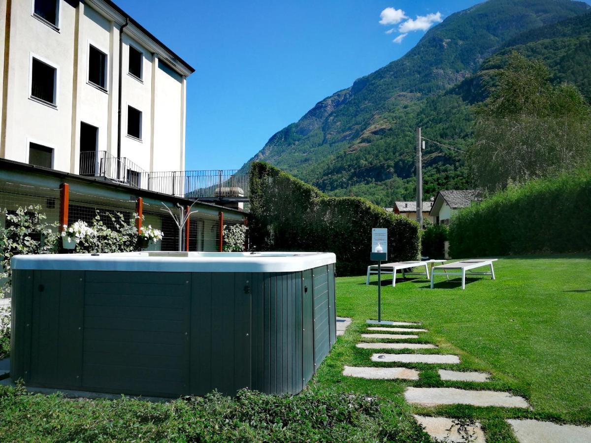 Hotel Diana Jardin Et Spa Aosta Exterior photo